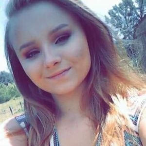 Meet your Posher, Karra